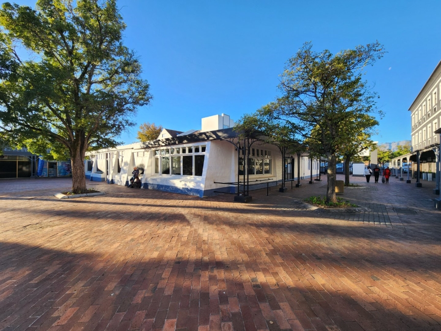 To Let commercial Property for Rent in Somerset West Western Cape